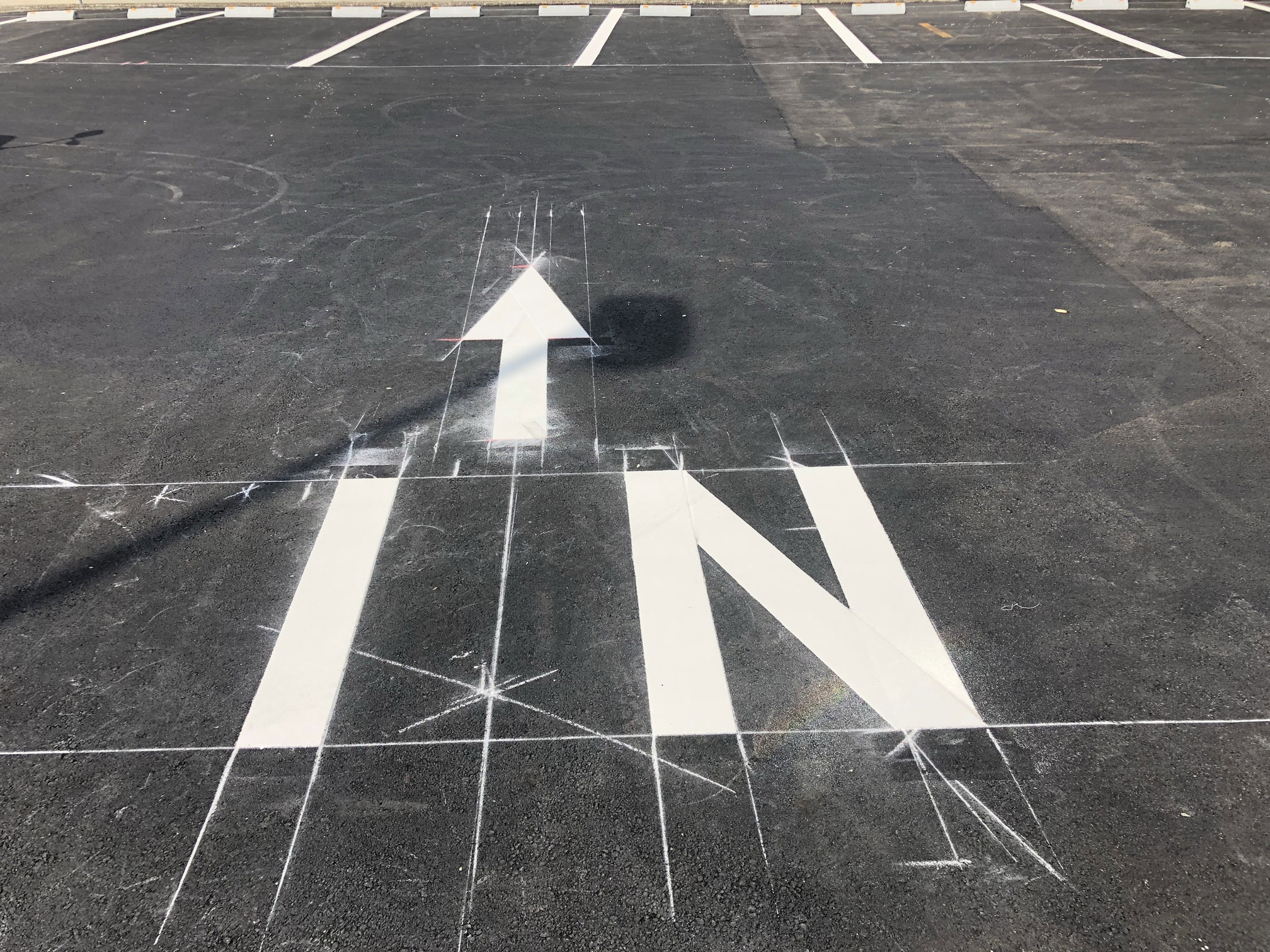 白線ライン施工+マーク施工＋パーキングブロック設置 神奈川県3