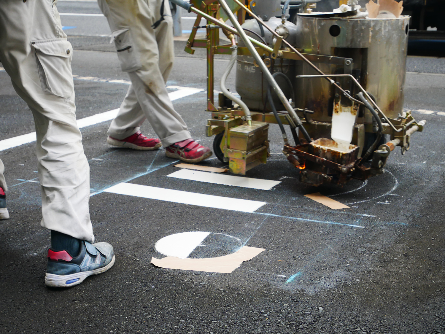 白線ライン施工+マーク施工 神奈川県3