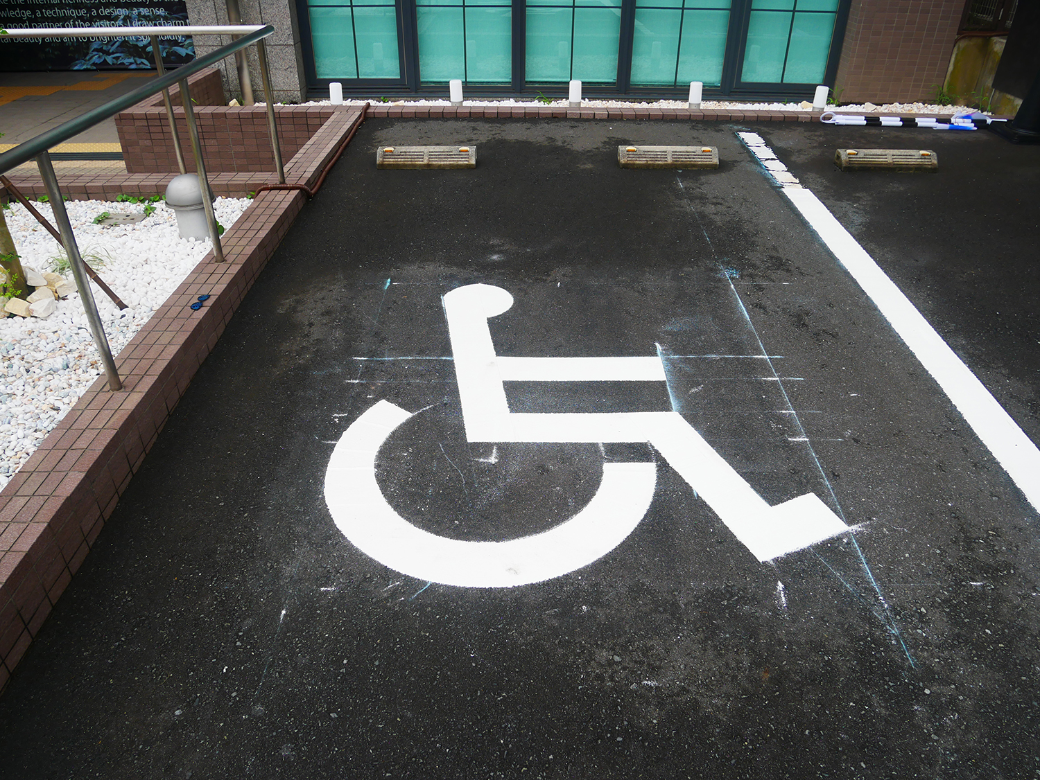 白線ライン施工+マーク施工 神奈川県4