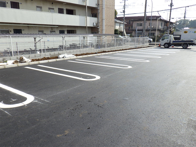 白線ライン施工+マーク施工 埼玉県2