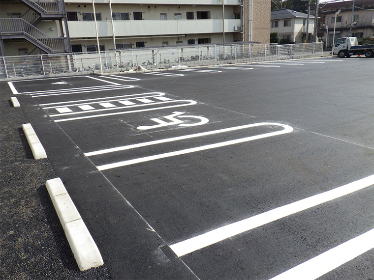 白線ライン施工+マーク施工 埼玉県3
