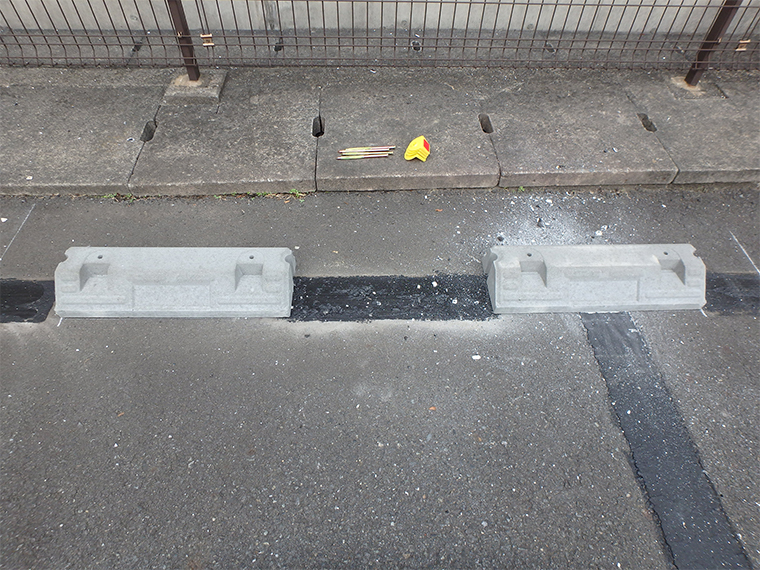 白線ライン施工+文字施工+パーキングブロック設置 神奈川県0