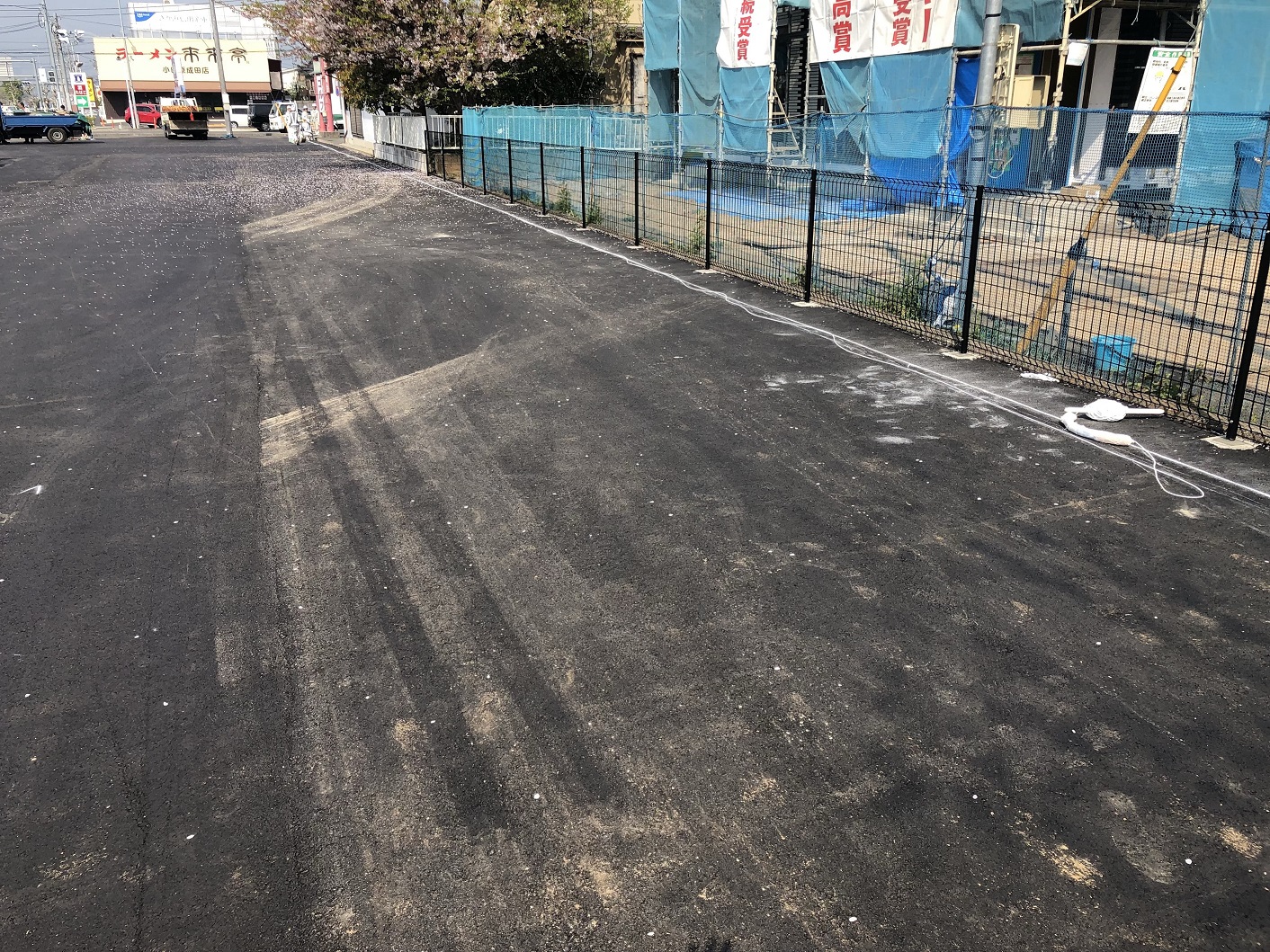 白線ライン施工+マーク施工＋パーキングブロック設置 神奈川県7