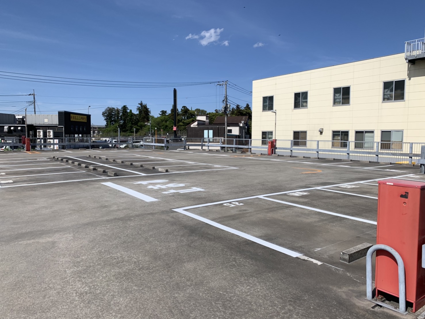 白線ライン引き直し施工+マーク施工 千葉県2